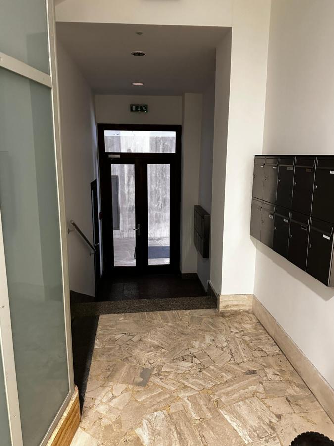 Appartamento Luxury Penthouse At The Historical Centre With Free Parking Bratislava Esterno foto
