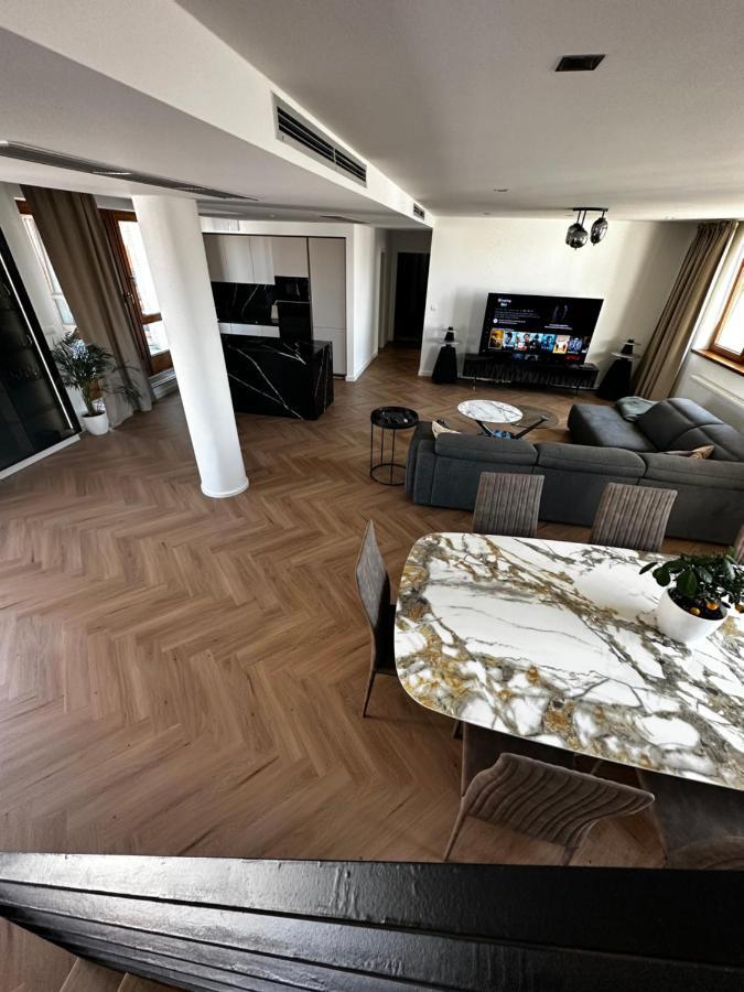 Appartamento Luxury Penthouse At The Historical Centre With Free Parking Bratislava Esterno foto