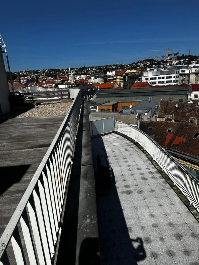 Appartamento Luxury Penthouse At The Historical Centre With Free Parking Bratislava Esterno foto